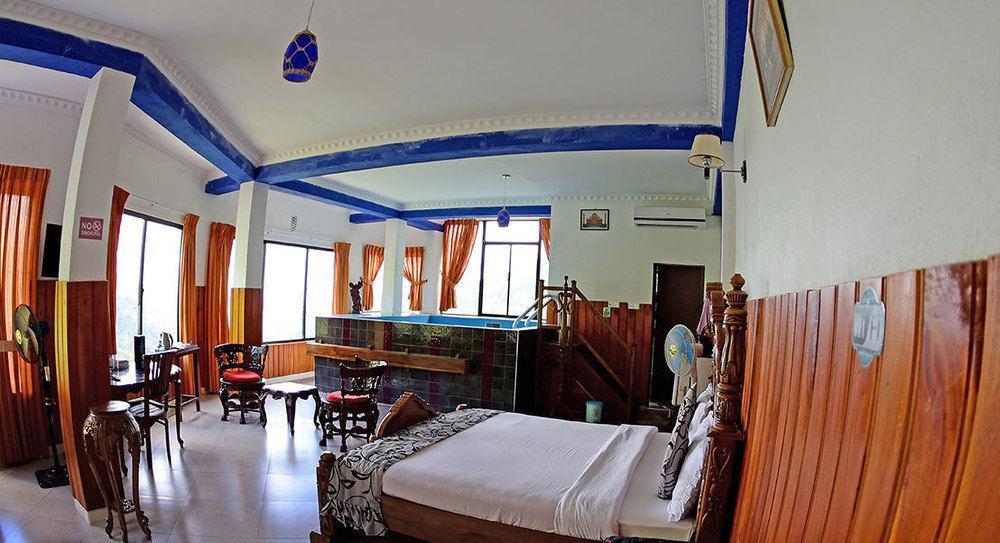 Hotel Ella Mount Heaven Extérieur photo