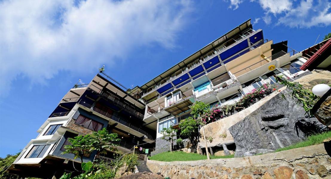 Hotel Ella Mount Heaven Extérieur photo