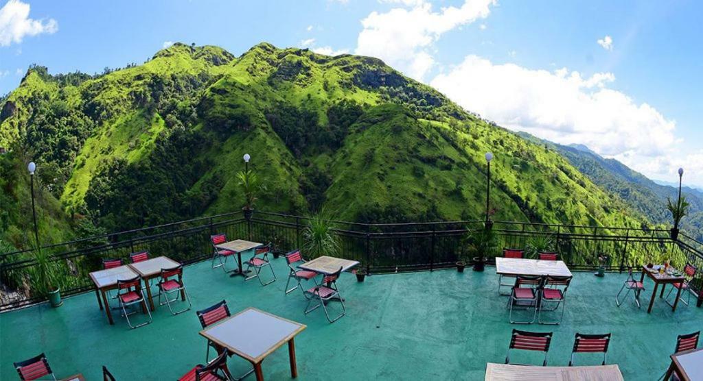 Hotel Ella Mount Heaven Extérieur photo
